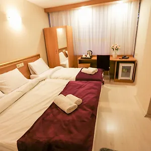 Otel Grand Airport