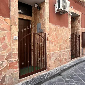 https://mary-house-apartments.sicilyhotelsitaly.net